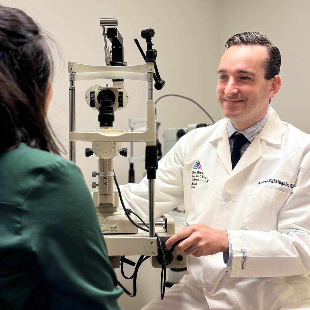 Crisp Eye Doctor In Ny Artwork in 4K Crisp Eye Doctor In Ny Artwork in 4K